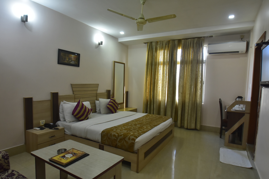 Hotel Royal Highness,Tinsukia,3 star