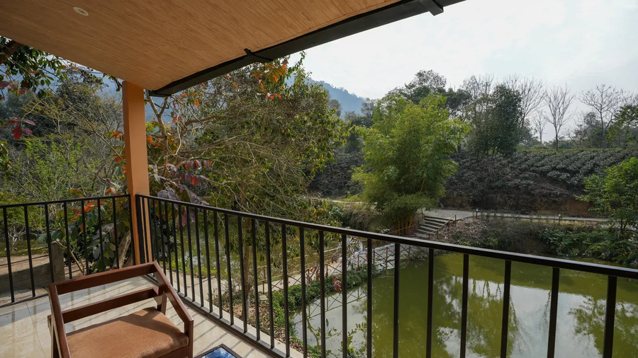 summit green village lake resort and spa kaziranga