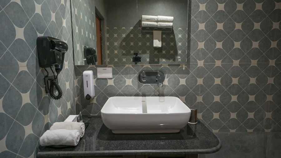 summit green village lake resort and spa kaziranga