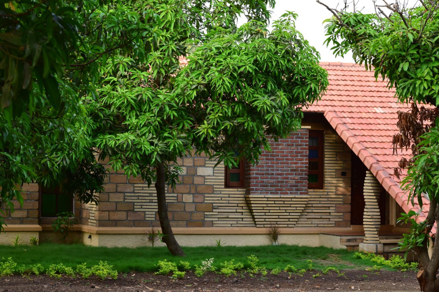 aaranya resort