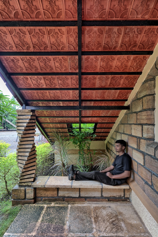 aaranya resort