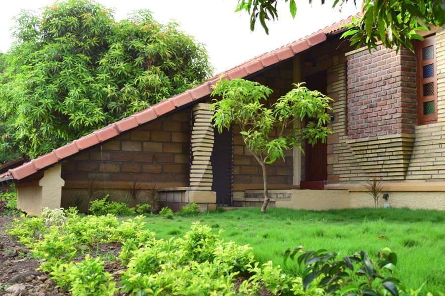 aaranya resort