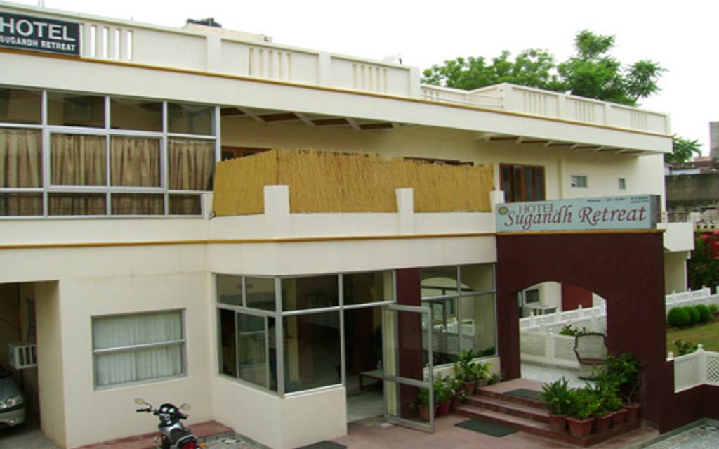 hotel sugandh retreat