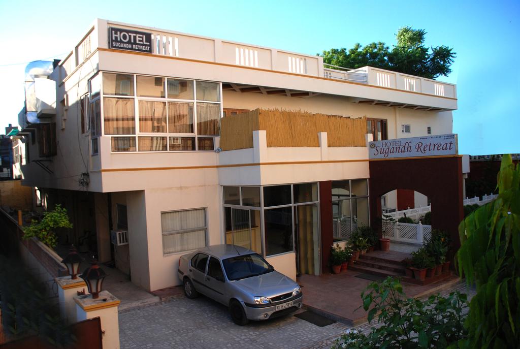 hotel sugandh retreat