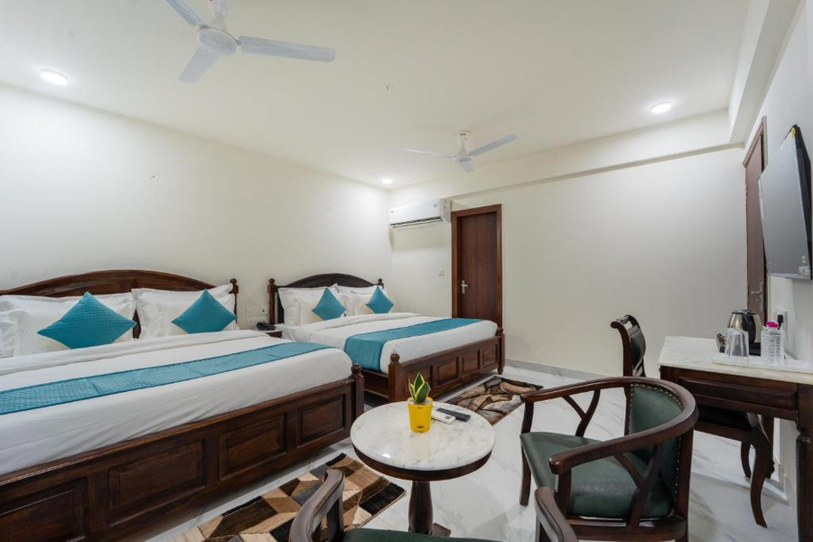 hotel sugandh retreat