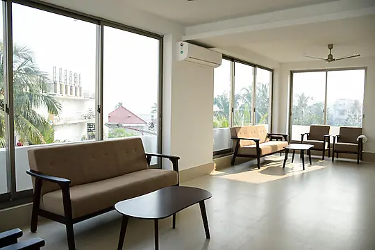 hotel dolphin