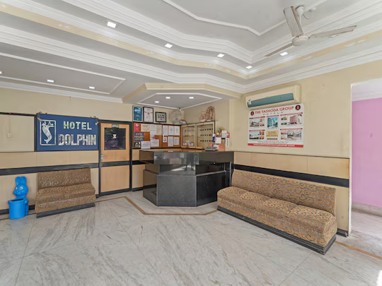 hotel dolphin