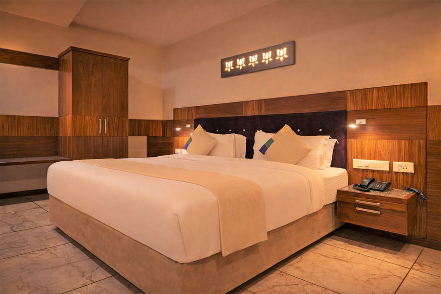 hotel mandovin a premium hotel in udaipur