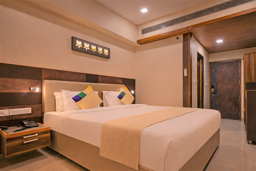 hotel mandovin a premium hotel in udaipur