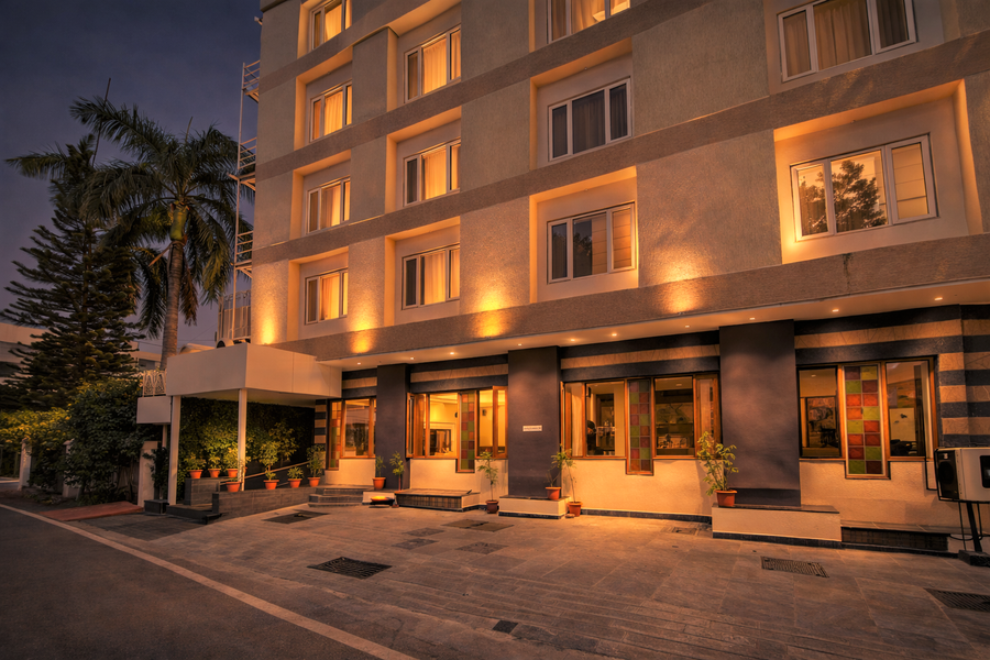 hotel mandovin a premium hotel in udaipur