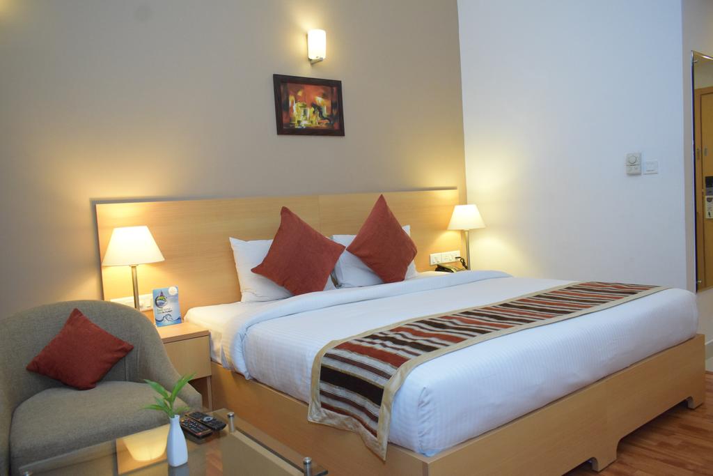 Hotel Starlit Suites Kochi, India - www.trivago.in