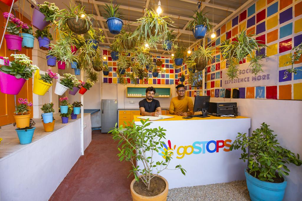 Gostops Jaipur,D-76,C Scheme, Chomu House Circle, Prithviraj Road, Devi Niketan Compund, Jaipur, Rajasthan,2 star