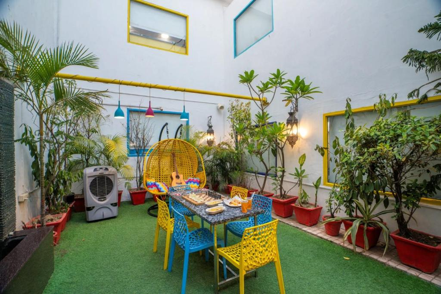 gostops delhi private rooms and dorms