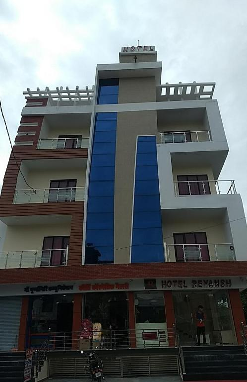 hotel reyansh