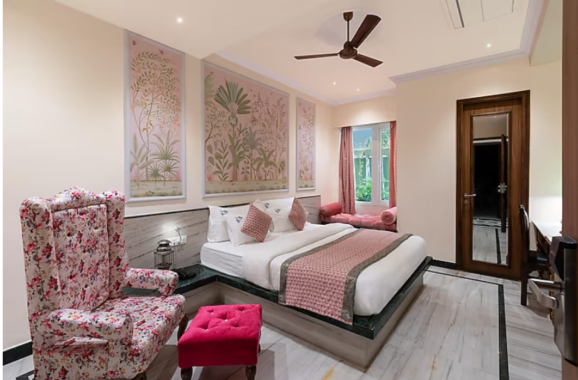 panna vilas a lake facing boutique hotel