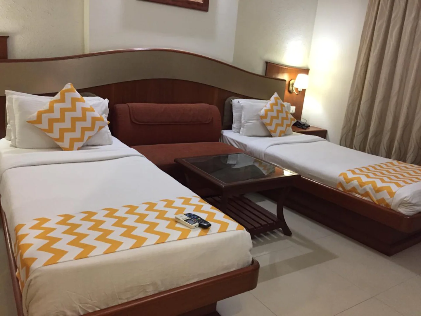 hotel royal empire