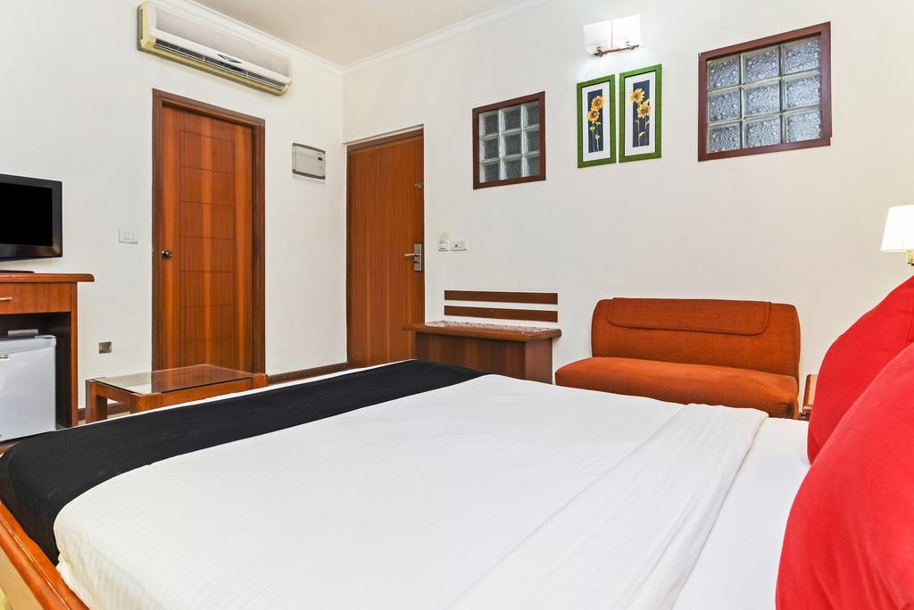 hotel royal empire