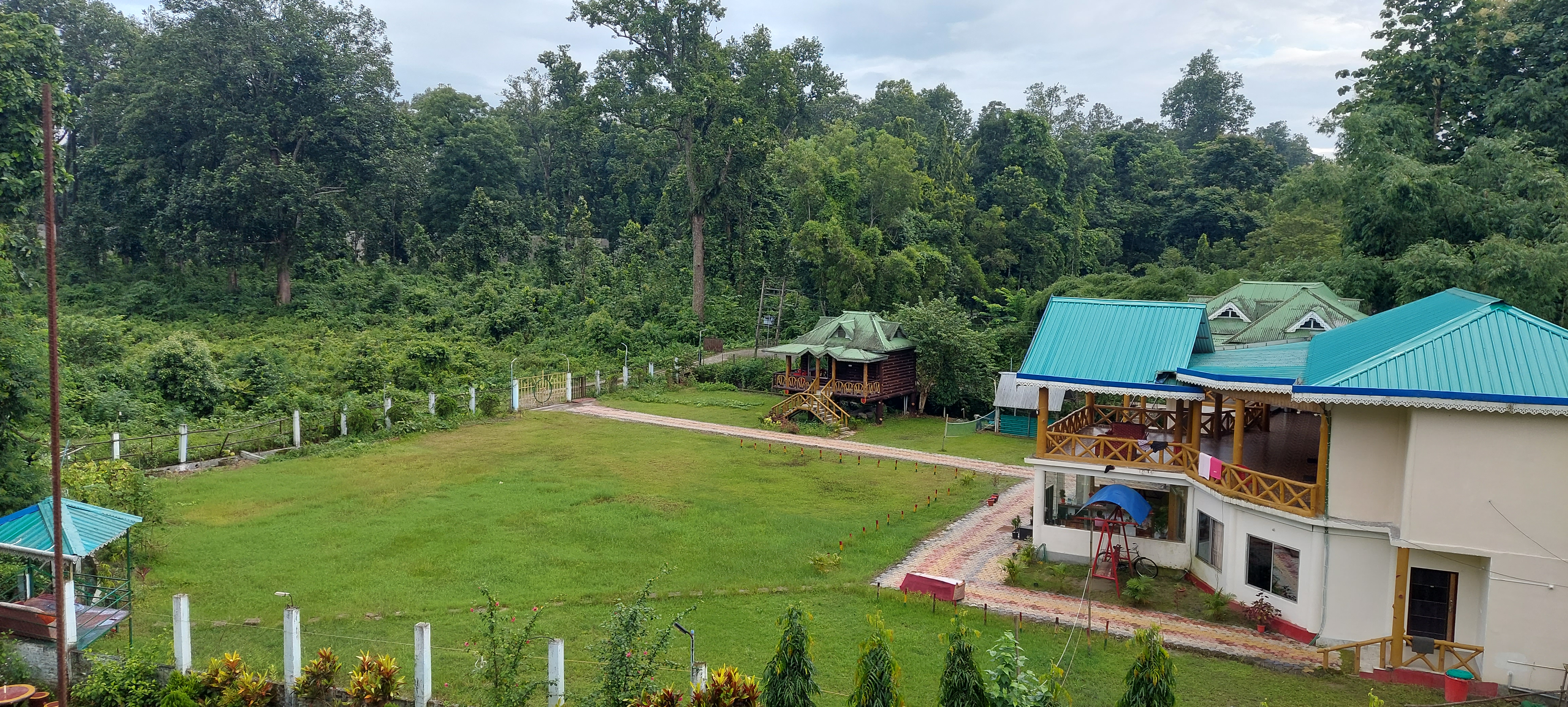 Delight Green Heaven Resort,Jalpaiguri>>Bagdogra,3 star