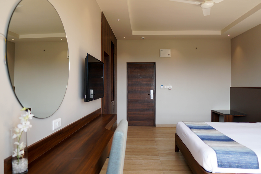 cosmique clarks inn suites goa