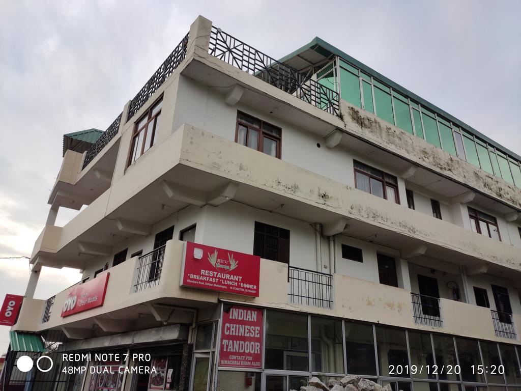 Hotel Green Woods,Fatehpur>>Dharamshala,3 star