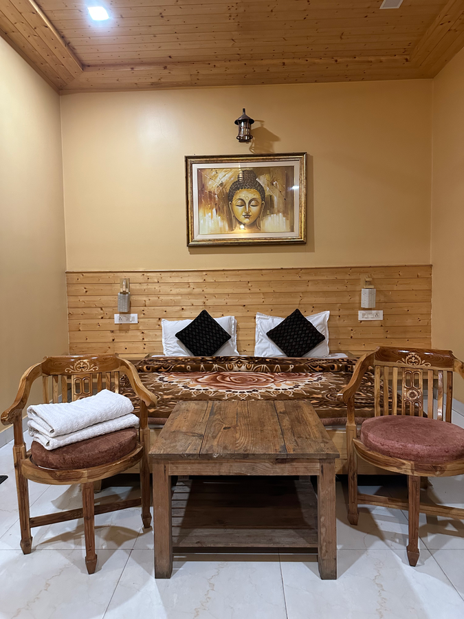 Mayadeep Homestay,Bhowali,2 star