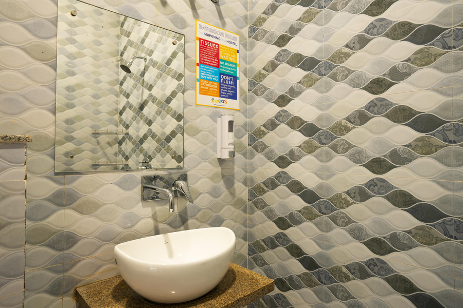 gostops rishikesh lakshman jhula hostel