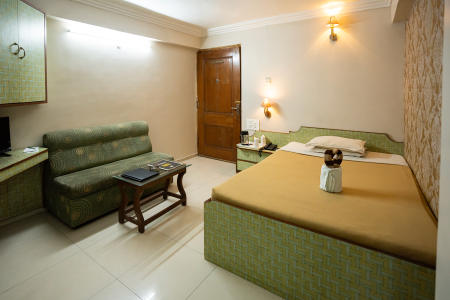 hotel grand arjun