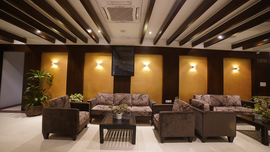 Mpt Palash Residency,Tt Nagar,3 star