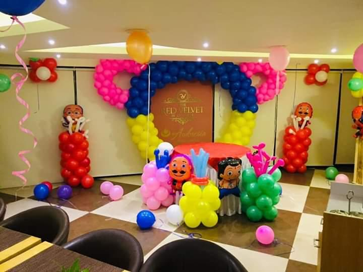 the red velvet hotel