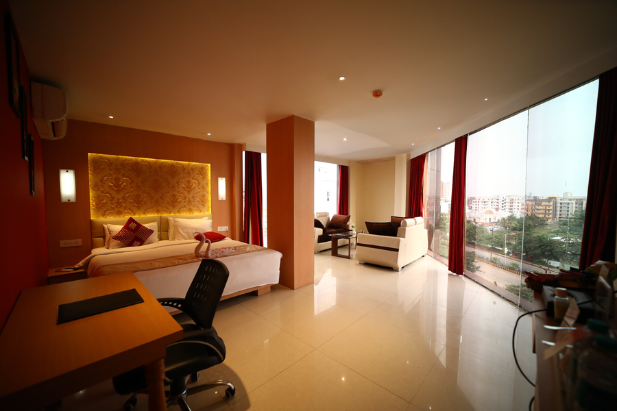 the red velvet hotel
