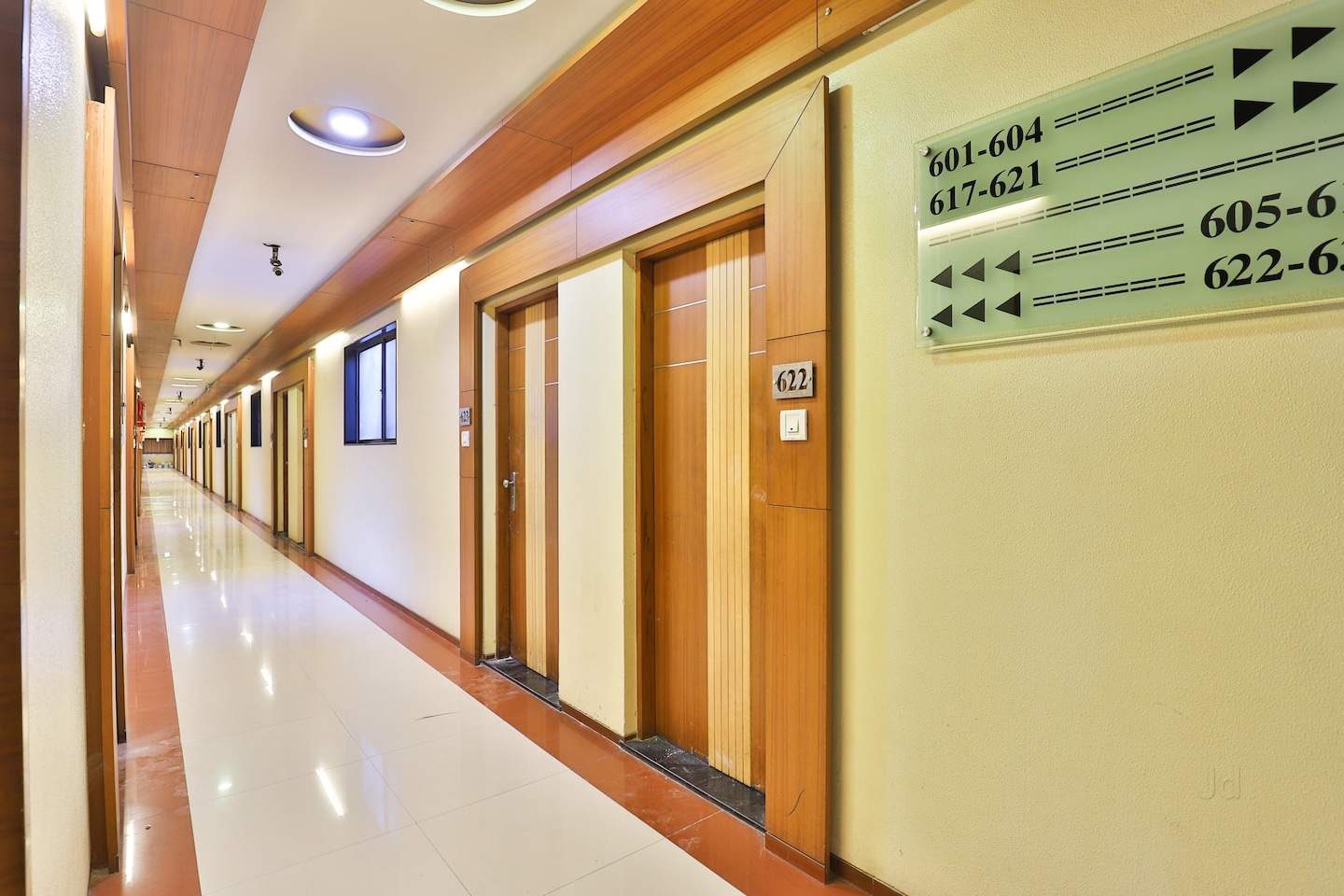 Hotel Ostria,Gujarat>>Surat,3 star