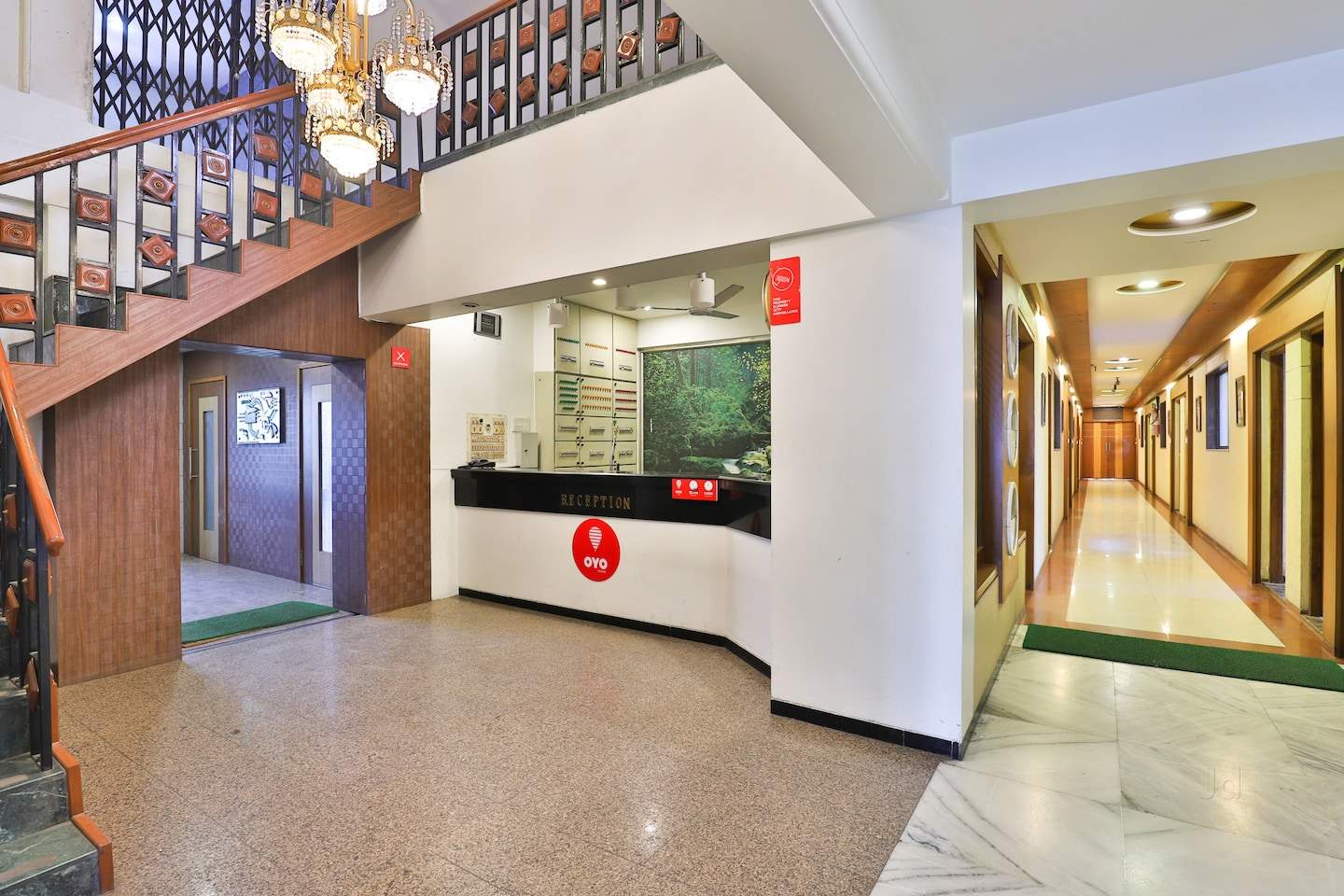 Hotel Ostria,Gujarat>>Surat,3 star