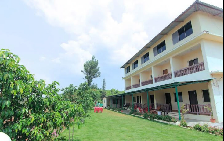 shivneri holiday resort