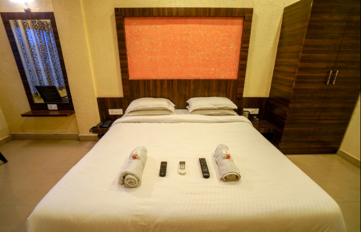 shivneri holiday resort