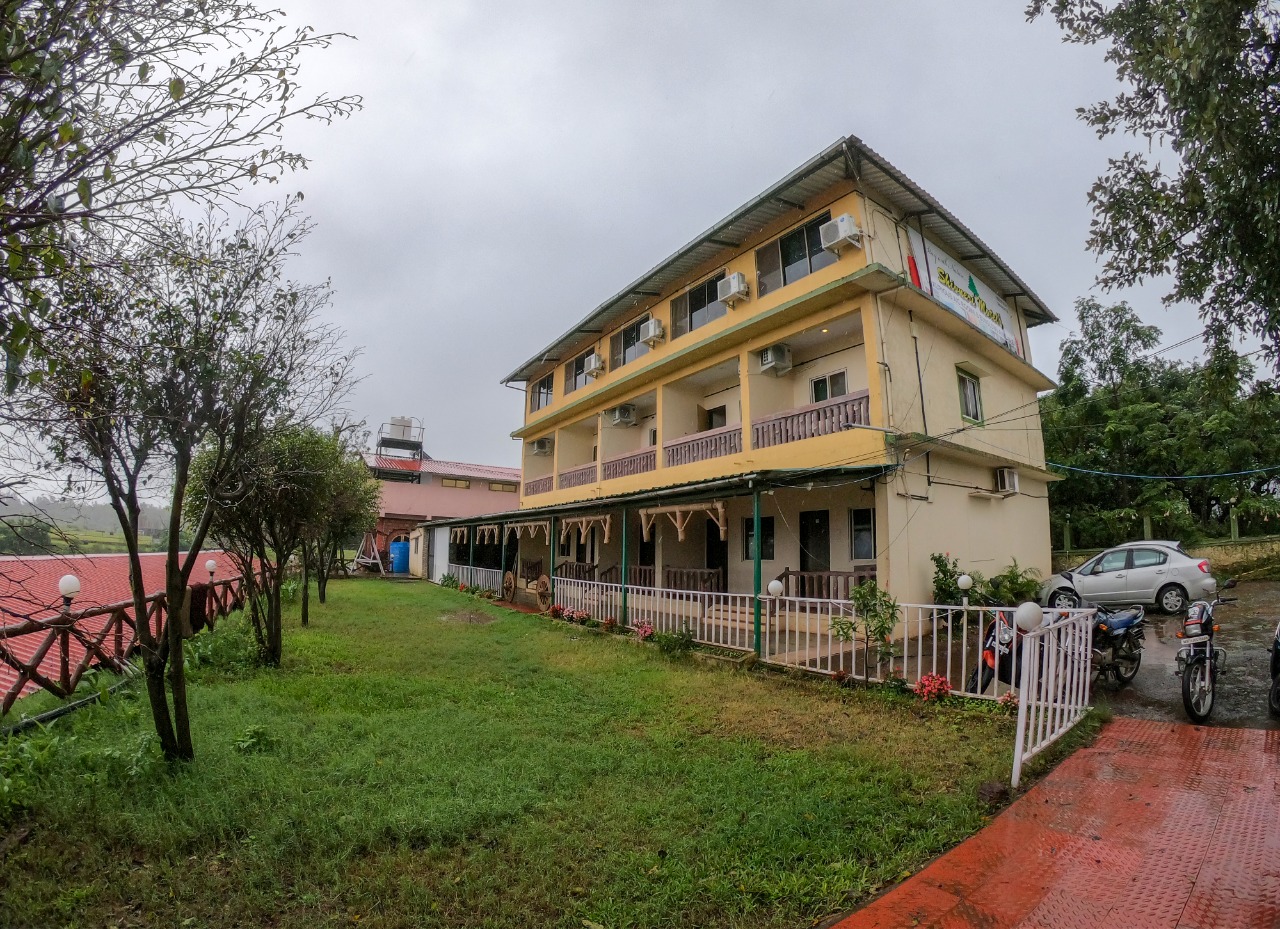 shivneri holiday resort