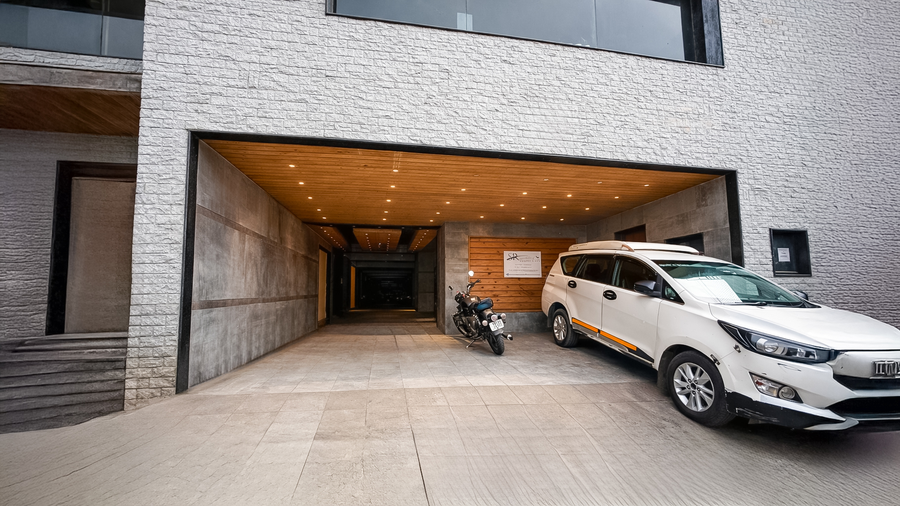 yashshree sanderling