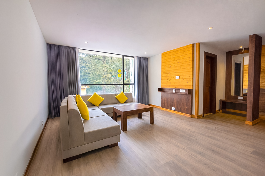 yashshree sanderling