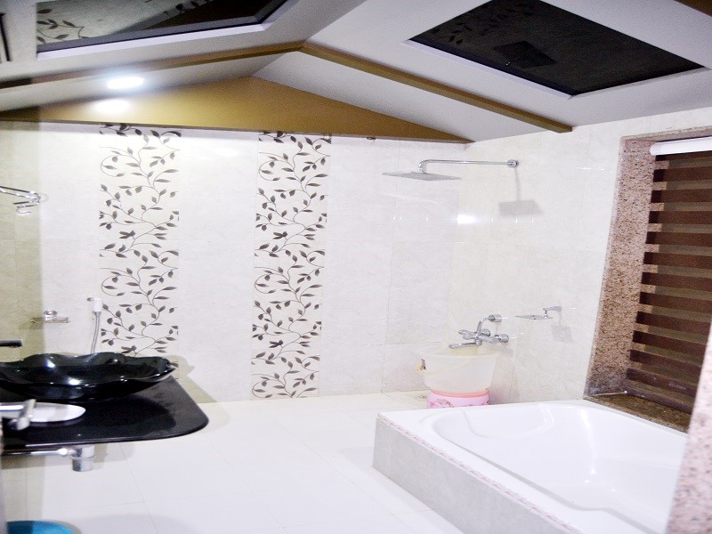 hotel dev residency 350 meters from nakki lake