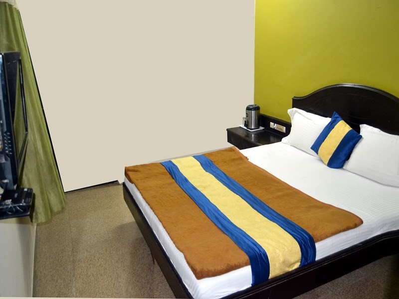 hotel dev residency 350 meters from nakki lake