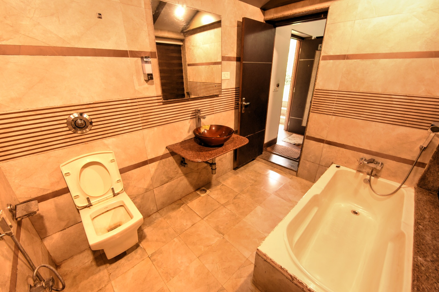 hotel dev residency 350 meters from nakki lake