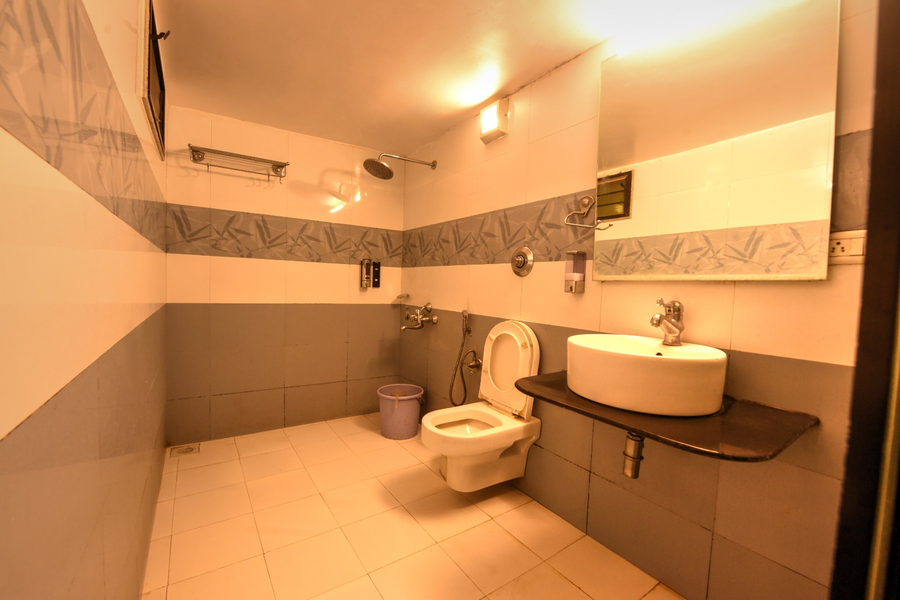 hotel dev residency 350 meters from nakki lake