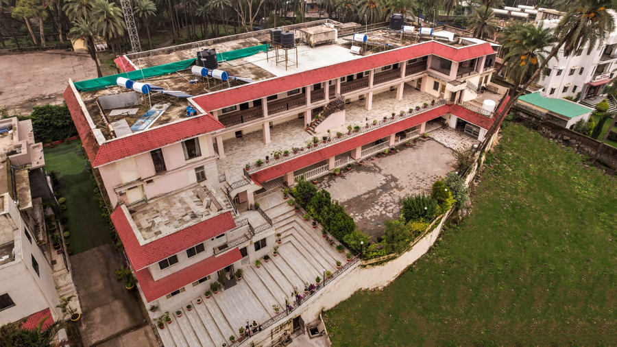 hotel dev residency 350 meters from nakki lake