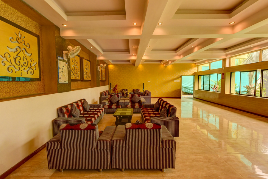 hotel dev residency 350 meters from nakki lake