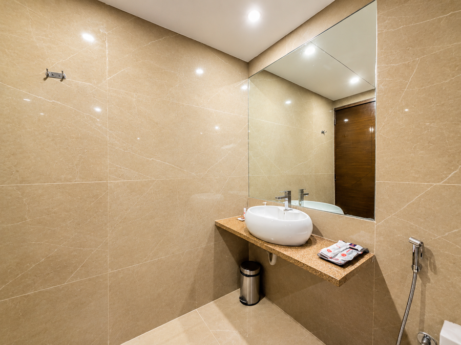zip by spree hotels surat