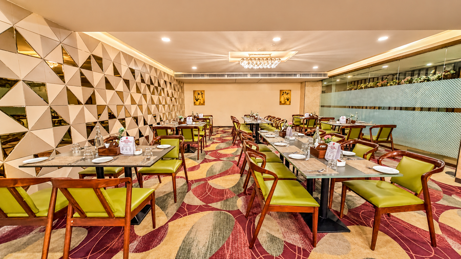 zip by spree hotels surat