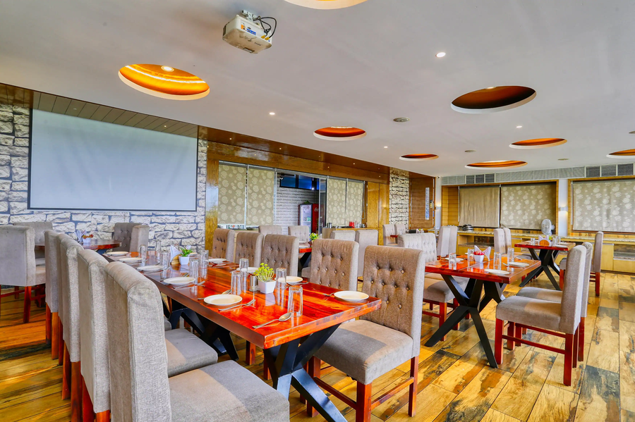 the ashoka hotel vijay nagar
