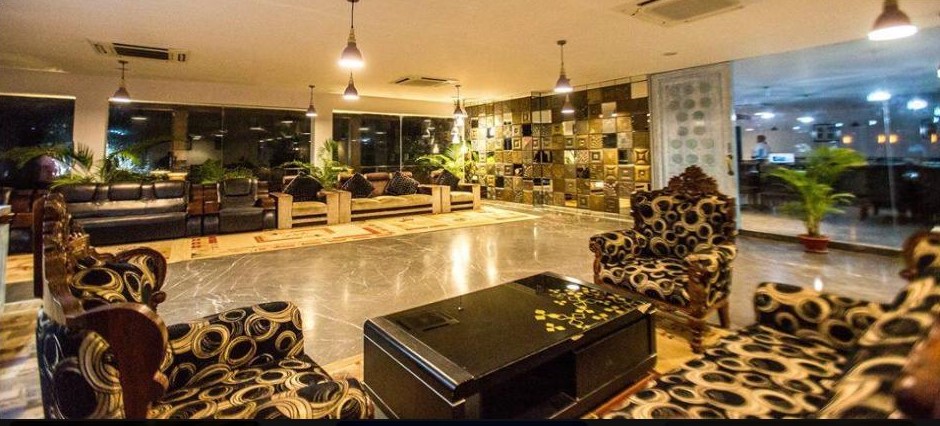 Hotel Vijoya International,Chakra Tirtha Road,4 star