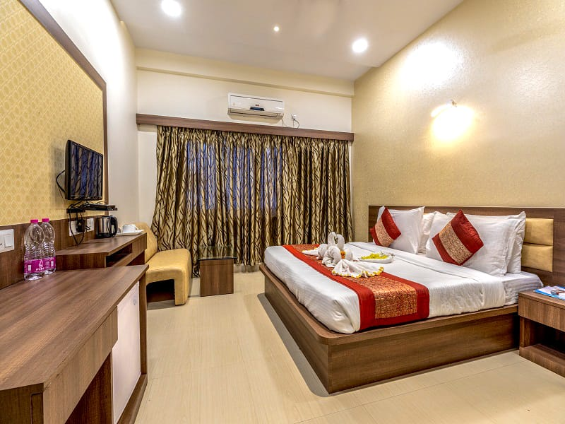 hotel vijoya international