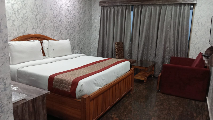 hotel vijoya international