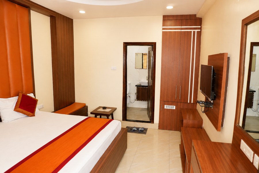 Hotel Atlantic,Kabir Colony,3 star